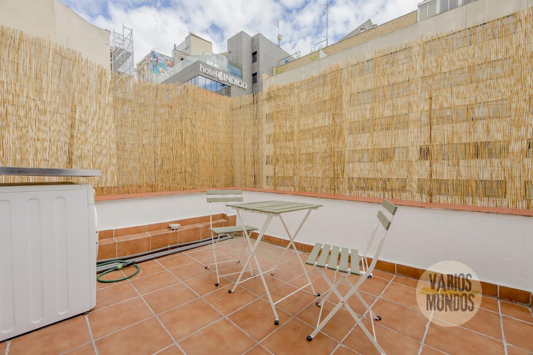 Atico Calle Silva Para 3Pax Con Terraza Esquina Con Gran Via E2 Madrid Luaran gambar