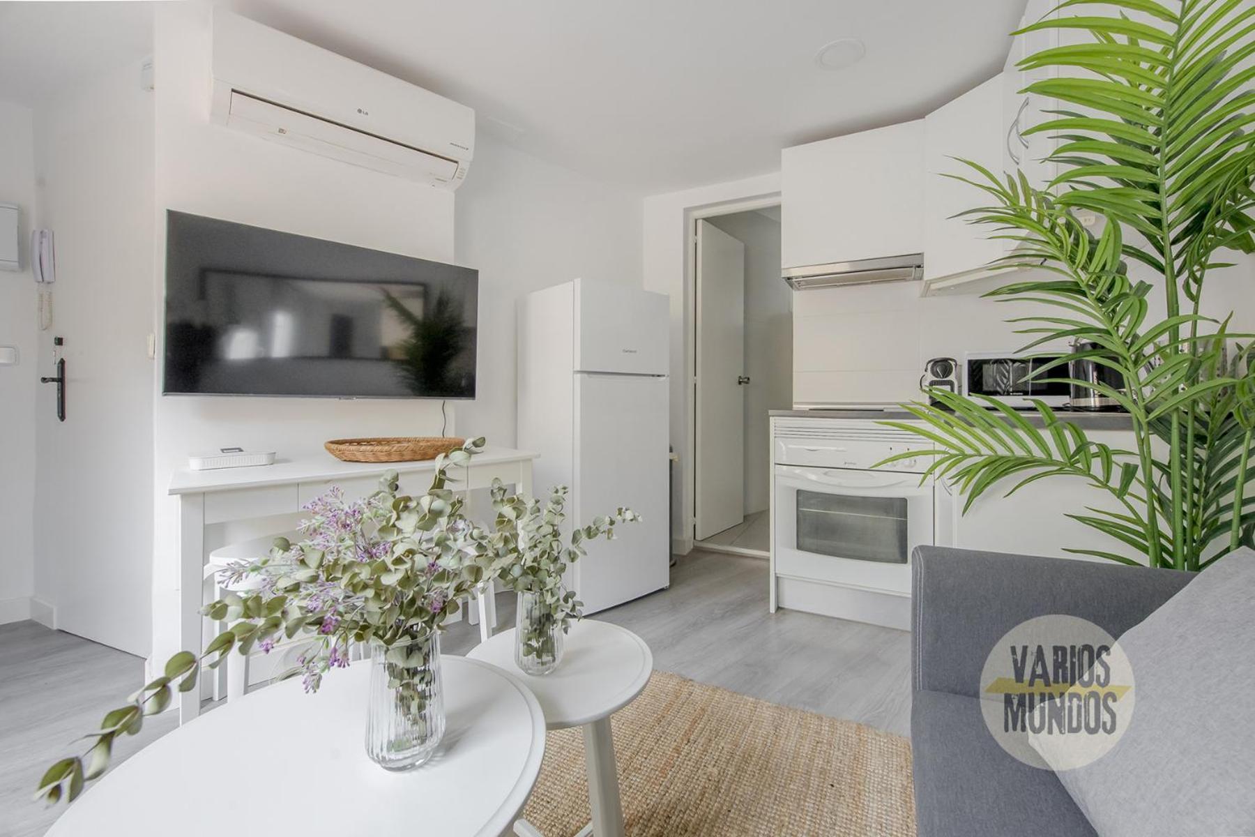 Atico Calle Silva Para 3Pax Con Terraza Esquina Con Gran Via E2 Madrid Luaran gambar